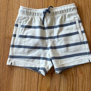 NWOT Vineyard Vines Little Drawstring Shorts in Creamy White and Navy Size 5